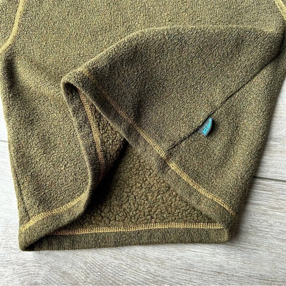 Kuhl Kids’ Alfpaca Fleece Pullover Sweater Made in Canada - Picture 7 of 13